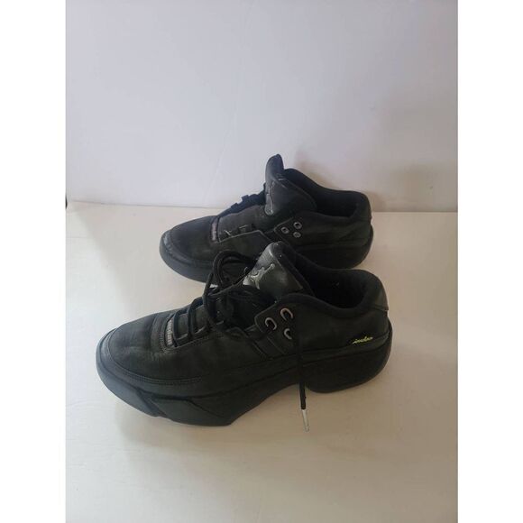 Nike Air Jordan Men\'s Triple Black Max Aura 3 Lace-Up Athletic Shoes Size 10 main image 5